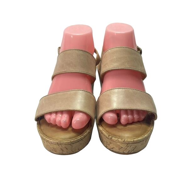 Born Sandals Women 9M Tan Leather Wedge With Ankle Strap Cushioned Comfort Lined - Picture 2 of 12